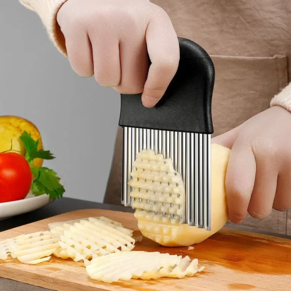 Stainless Steel Wave Knife Potato Cutting French Fry Knife Kitchen Cutter Wolf Fang Tool Potato Knife for Cutting Vegetables - Image 2