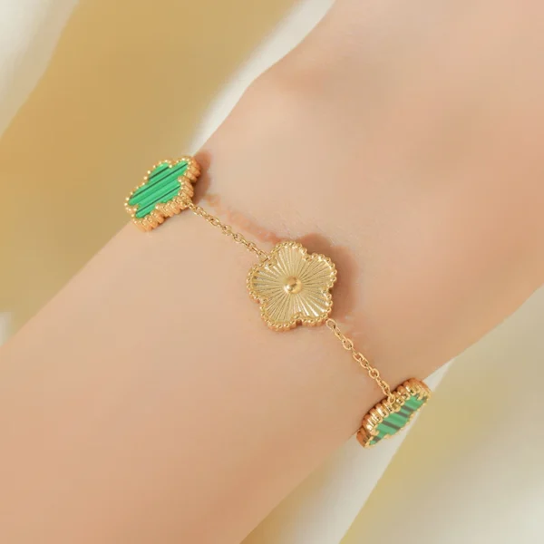 GANEMLY Double-Sided Green Clover Bracelet – Stainless Steel Five-Leaf Flower Charm Jewelry for Women & Girls - Image 4