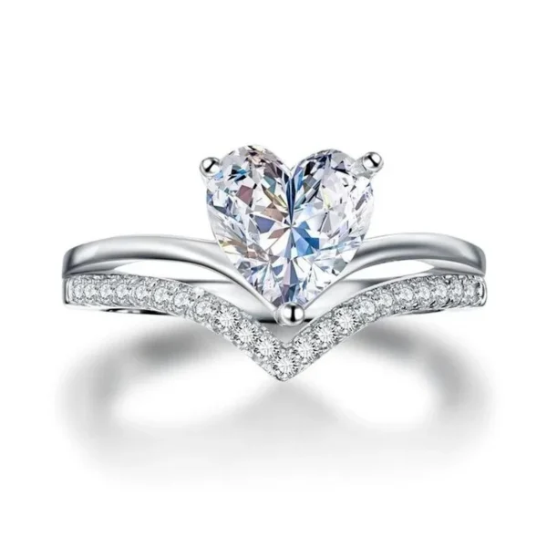 Delicate Silver Color White Zircon Stones Heart Rings for Women